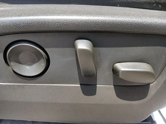 Certified Used 2022 Gray GMC SLT image 34
