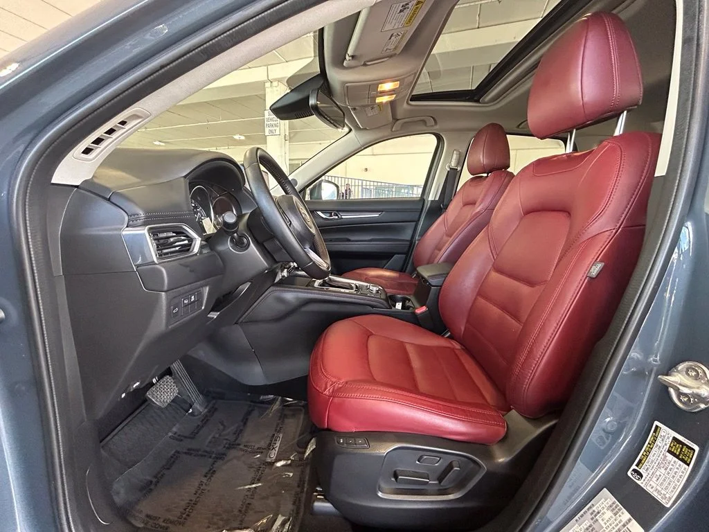 Used 2021 Polymetal Gray Metallic Mazda Carbon Edition image 11