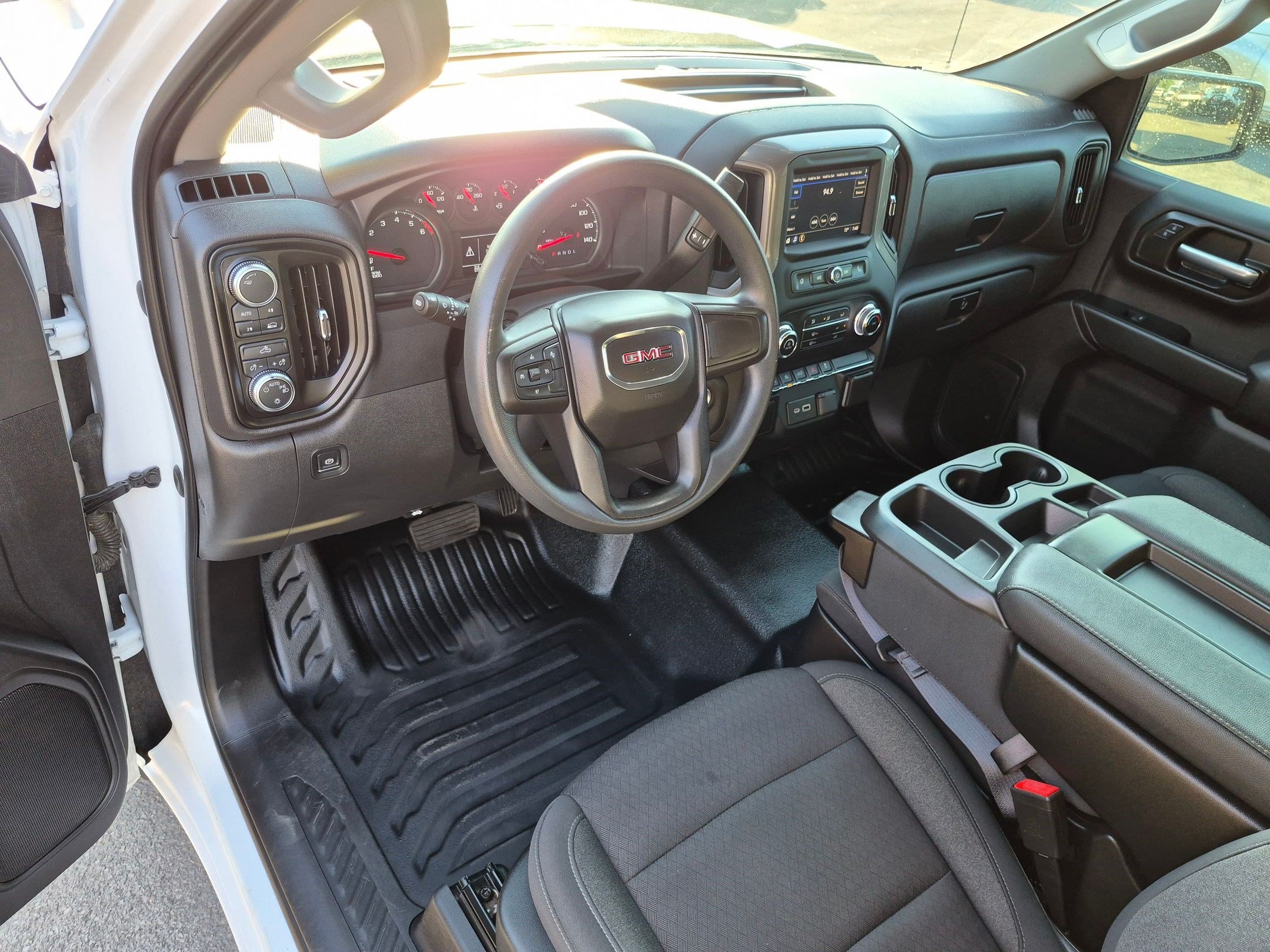 Used 2022 Summit White GMC Pro image 14