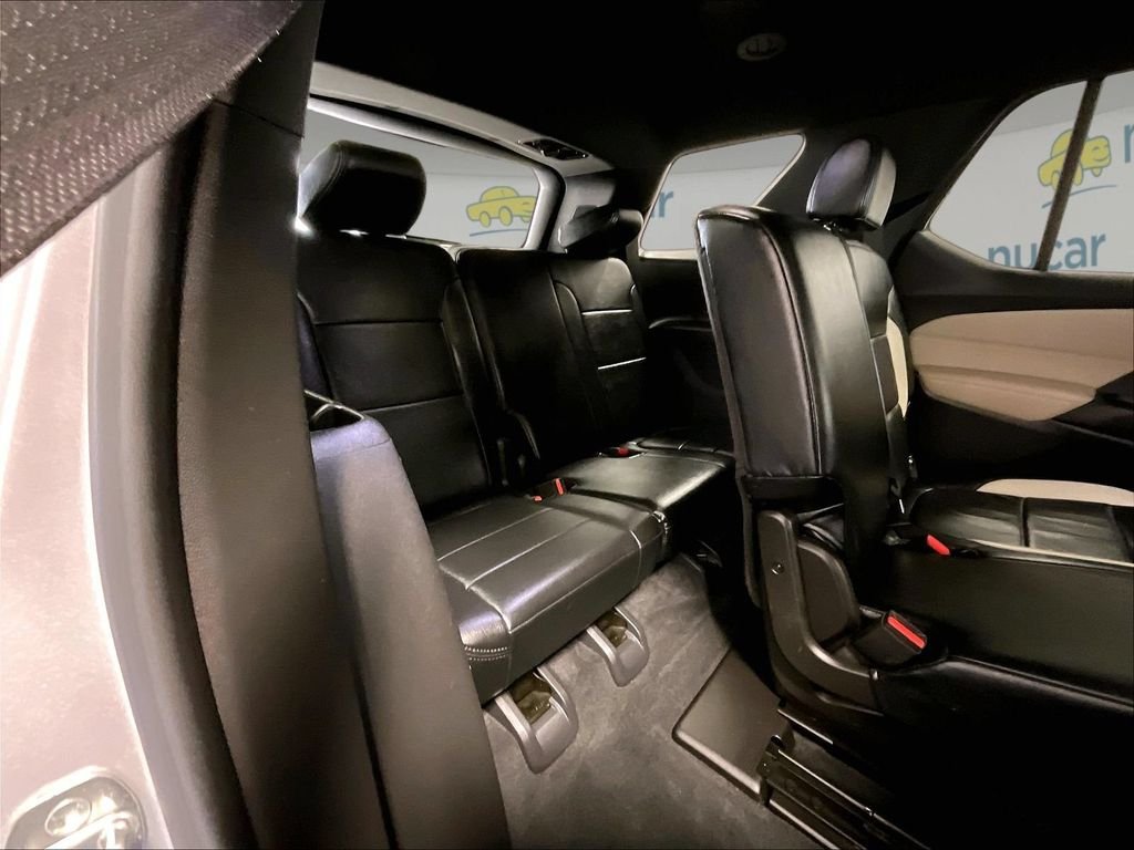 Used 2022 Silver Chevrolet LS image 17