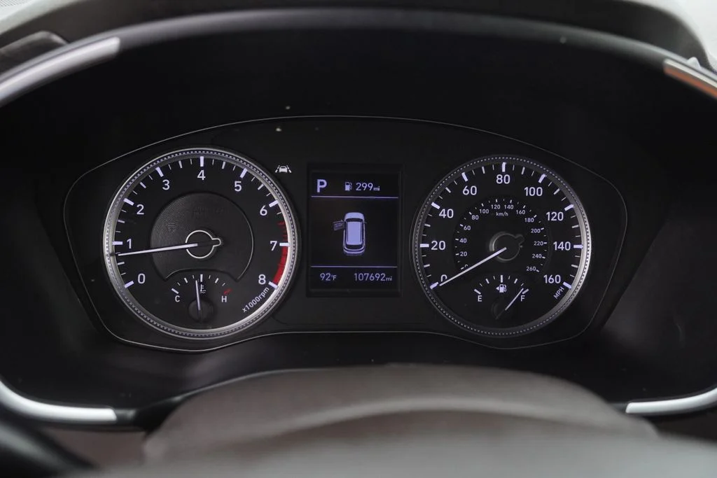 Certified Used 2020 Black Hyundai SE image 17