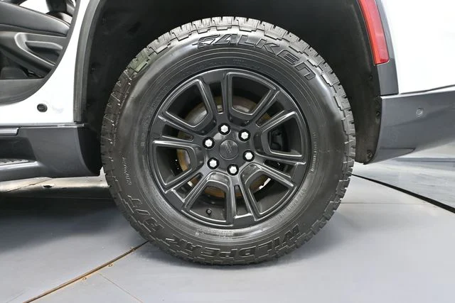 Certified Used 2022 White Jeep Series I image 10