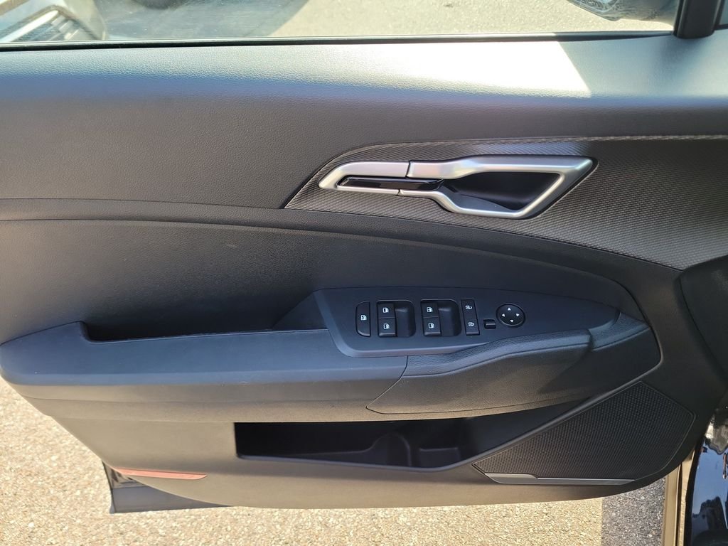 Used 2023 Fusion Black Kia LX image 19