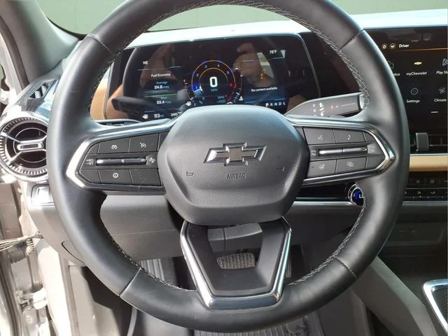Used 2026 Gray Chevrolet ACTIV image 22