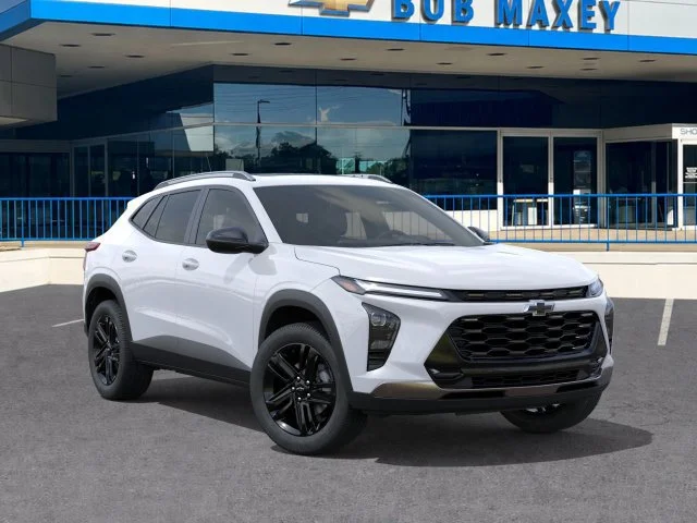 New 2026 Summit White Chevrolet ACTIV image 7