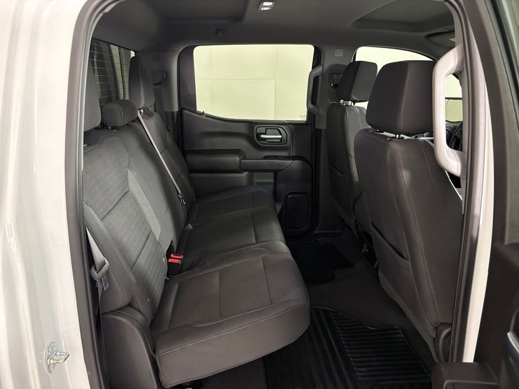 Used 2023 White Chevrolet Custom image 47