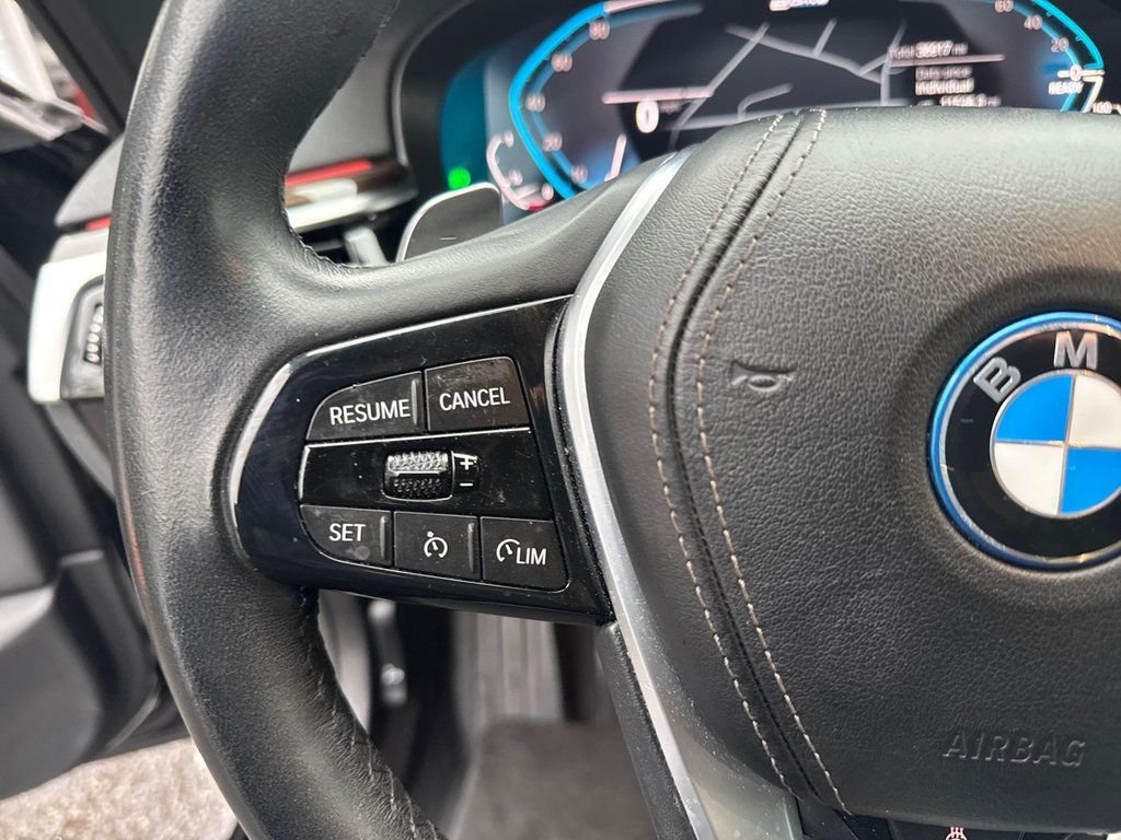 Used 2023 Black BMW 530e iPerformance image 39