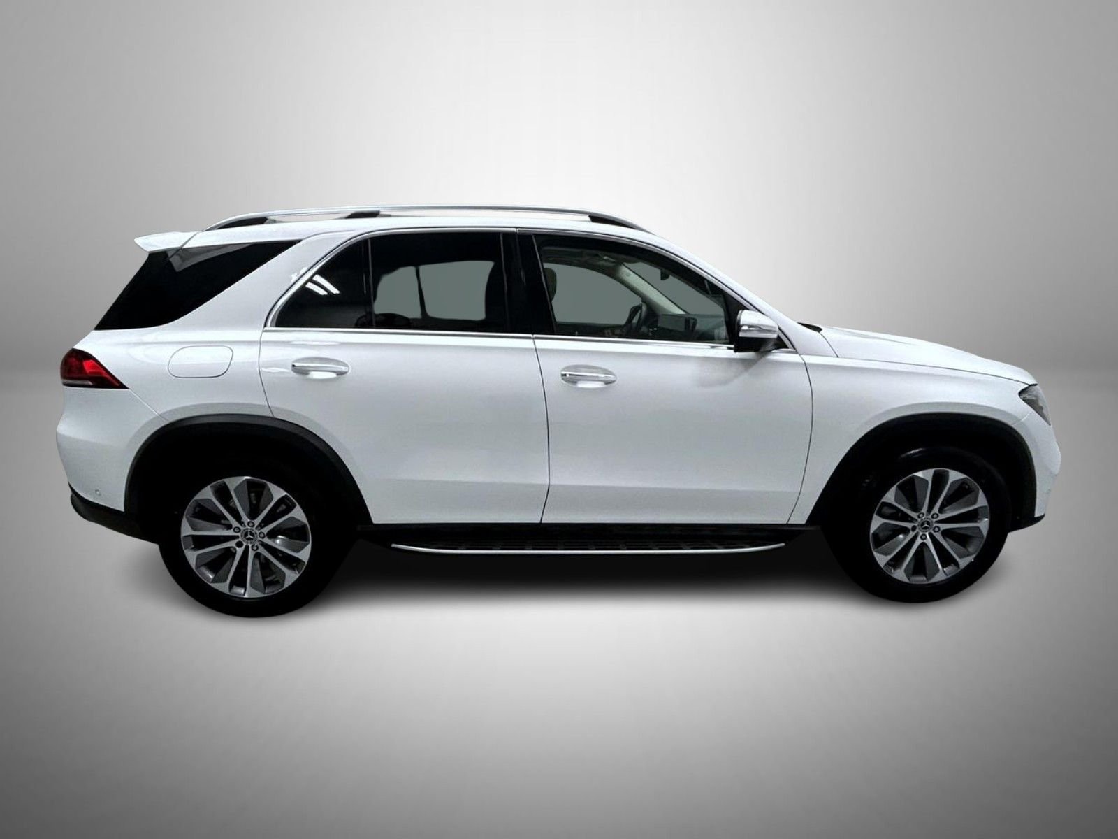 Used 2022 White Mercedes-Benz GLE 350 image 4