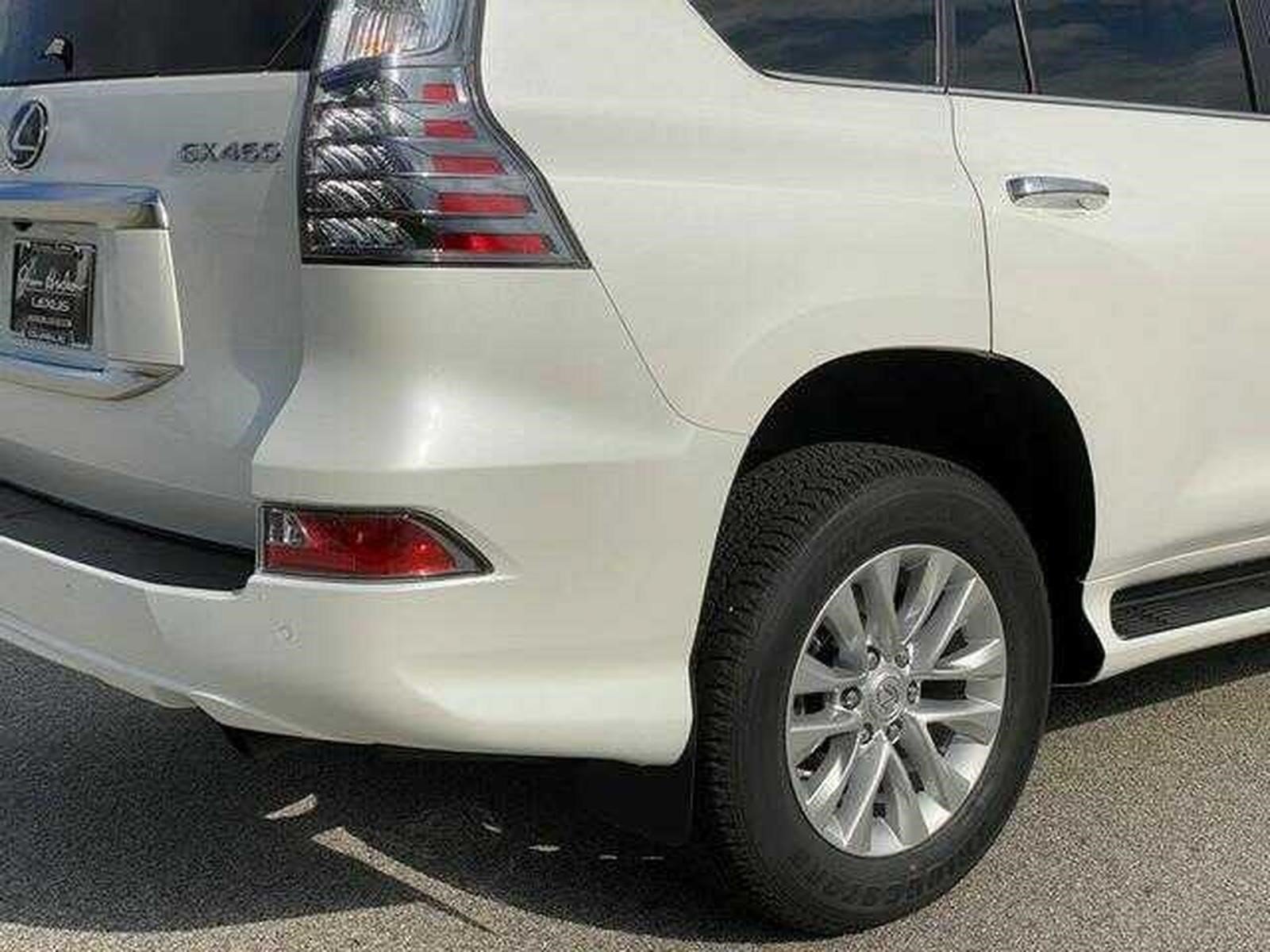 Used 2021 Starfire Pearl Lexus GX 460 Premium image 12