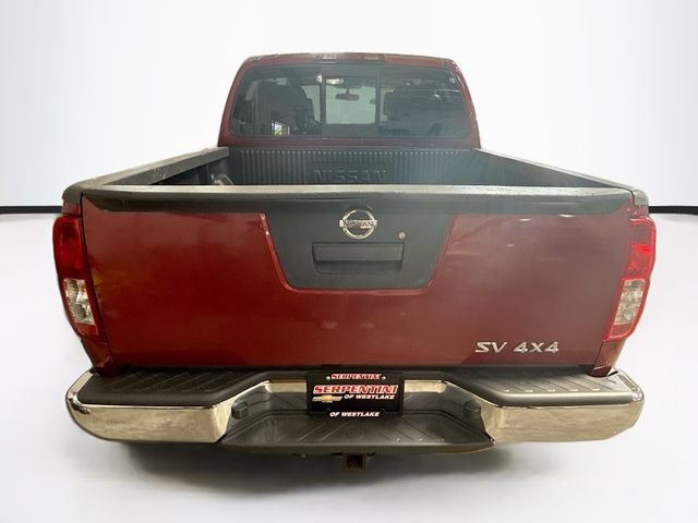 Used 2018 Red Nissan SV V6 image 7