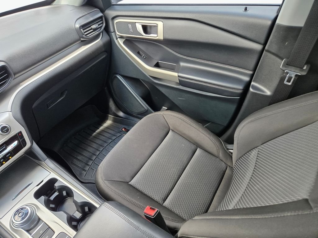 Used 2023 Silver Ford XLT image 20
