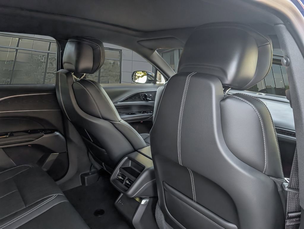 2026 Cadillac LYRIQ Sport - Photo 17
