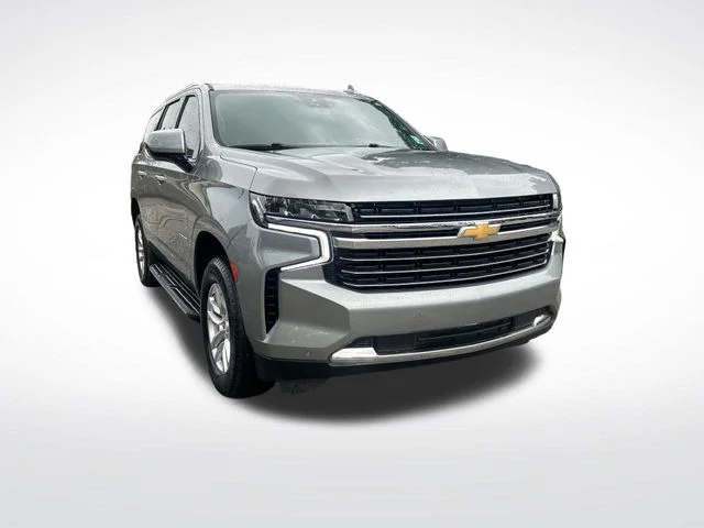 Used 2023 Sterling Gray Metallic Chevrolet LT image 7