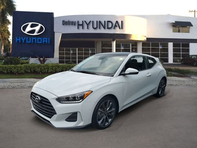 Used 2020 White Hyundai 2.0 Premium image 3