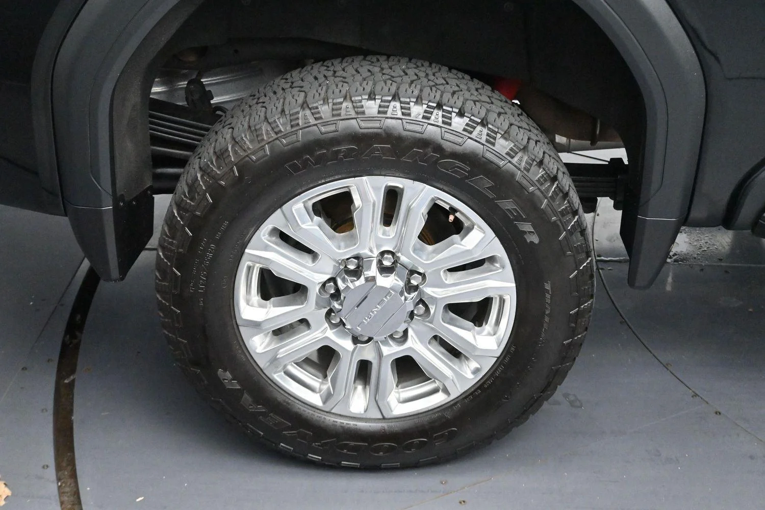 Used 2020 Onyx Black GMC Denali image 38