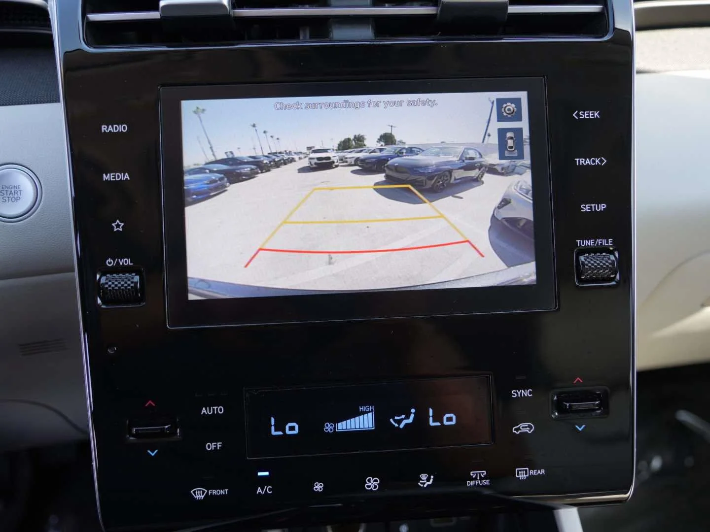 Used 2022 Amazon Gray Hyundai SEL AWD image 26