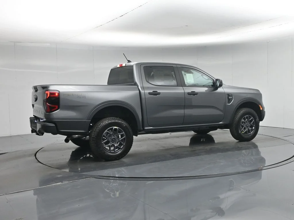 New 2026 Carbonized Gray Metallic Ford XLT image 24
