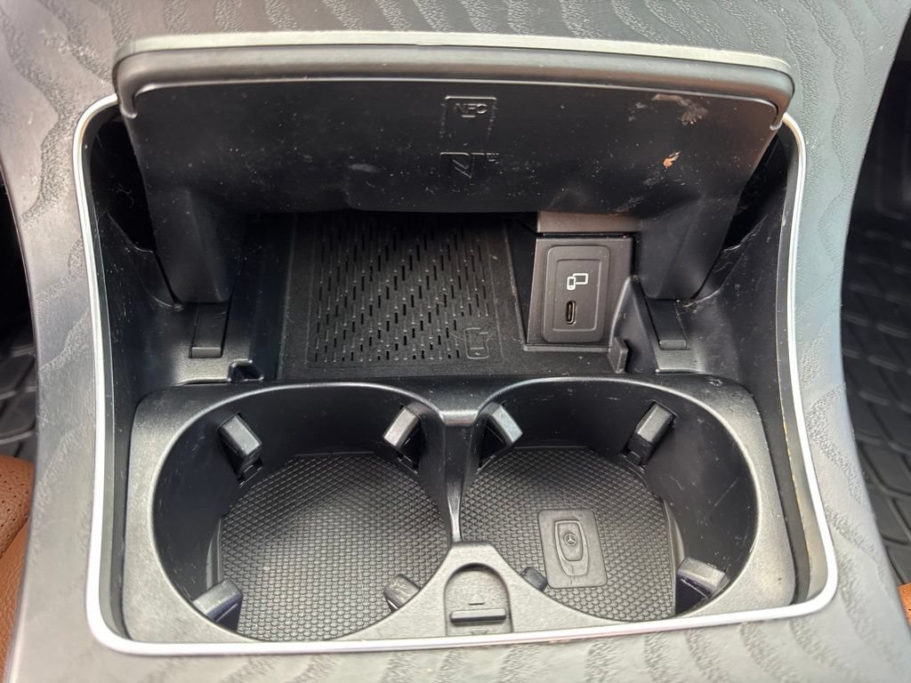 Used 2023 Blue Mercedes-Benz 4MATIC® image 16