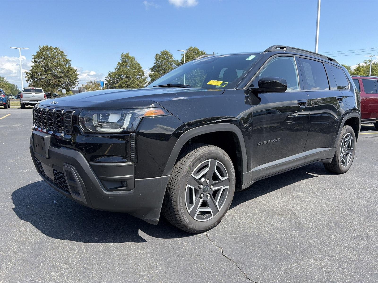 Used 2026 Diamond Black Crystal Pearlcoat Jeep Laredo image 5