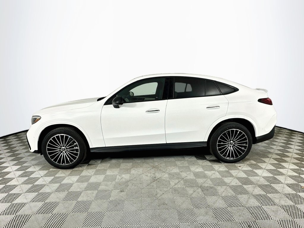New 2027 Polar White Mercedes-Benz GLC 300 Coupe image 4