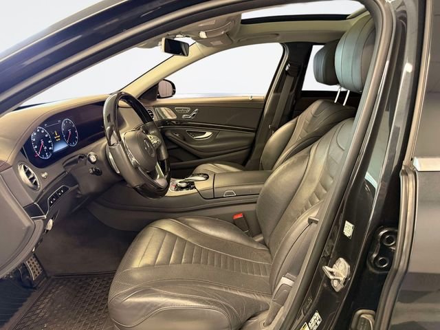 Used 2019 Black Mercedes-Benz S 560 image 18