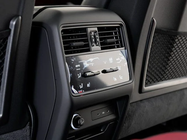Certified Used 2025  Porsche S image 27