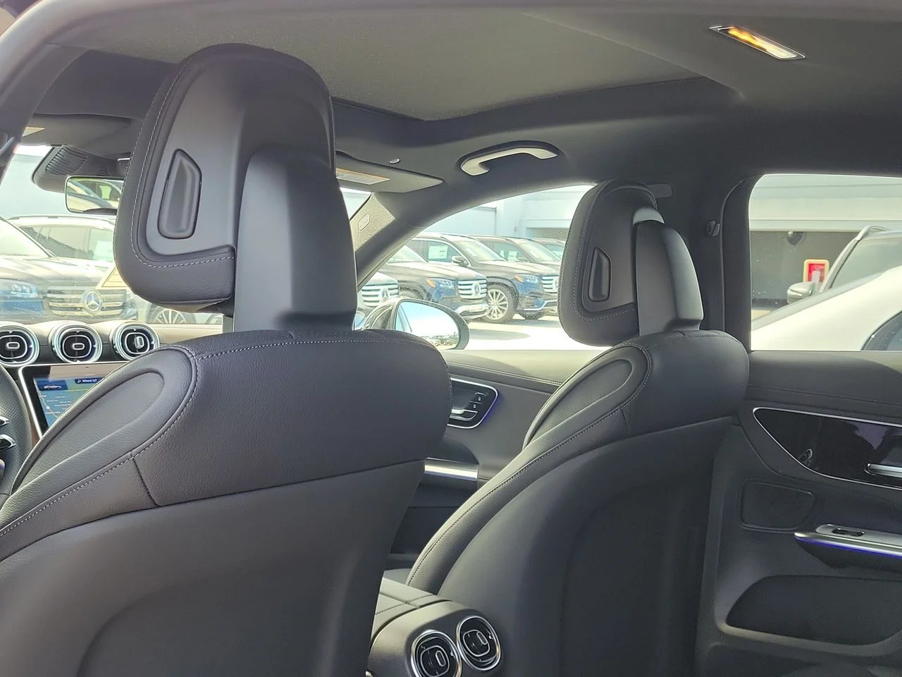 New 2027 Black Mercedes-Benz GLC 300 image 13