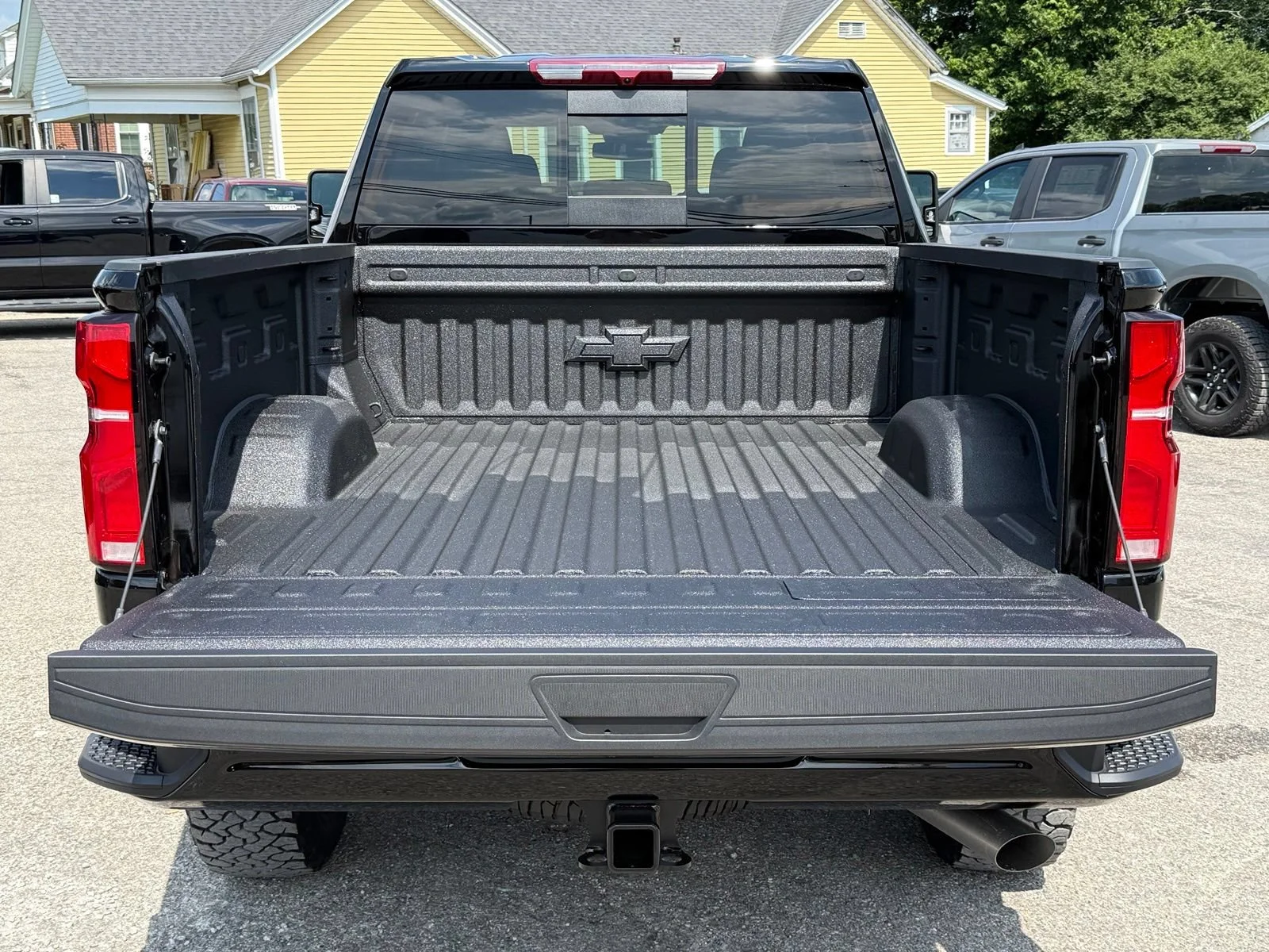 New 2026 Black Chevrolet LT image 29