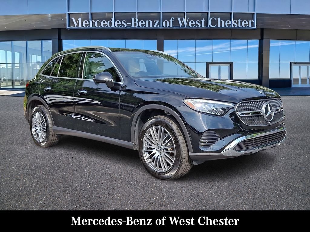 2026 Mercedes-Benz GLC 300 AWD 4MATIC® photo 1