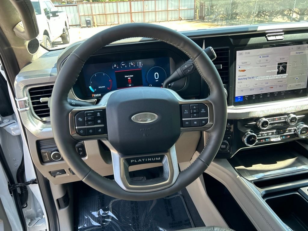 New 2026 Star White Metallic Tri-Coat Ford Platinum image 18