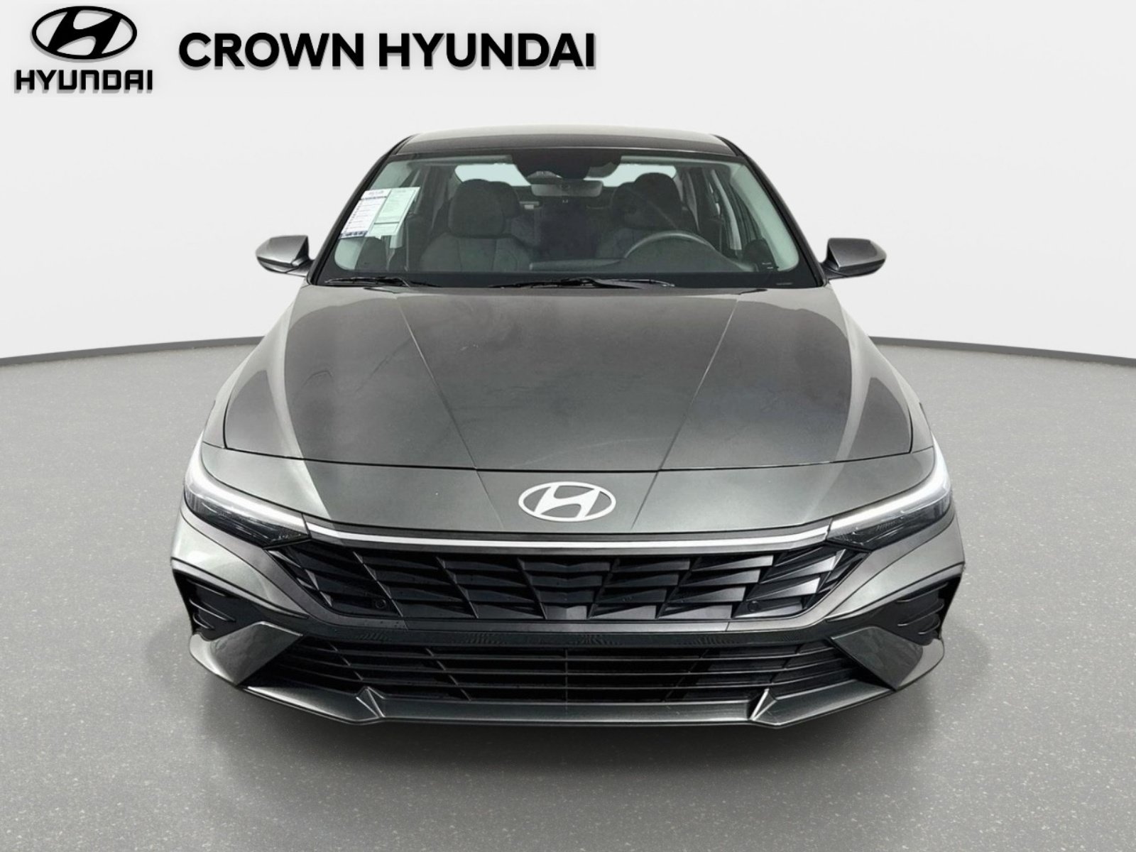 Used 2025 Amazon Gray Hyundai SE image 2