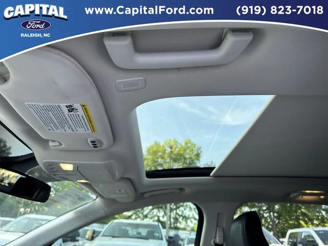 Used 2024 White Ford SEL image 23