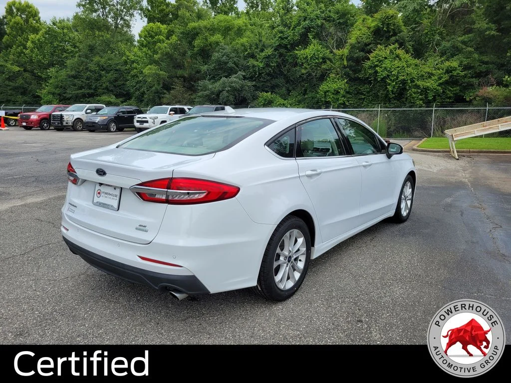 Used 2020 White Ford SE image 6