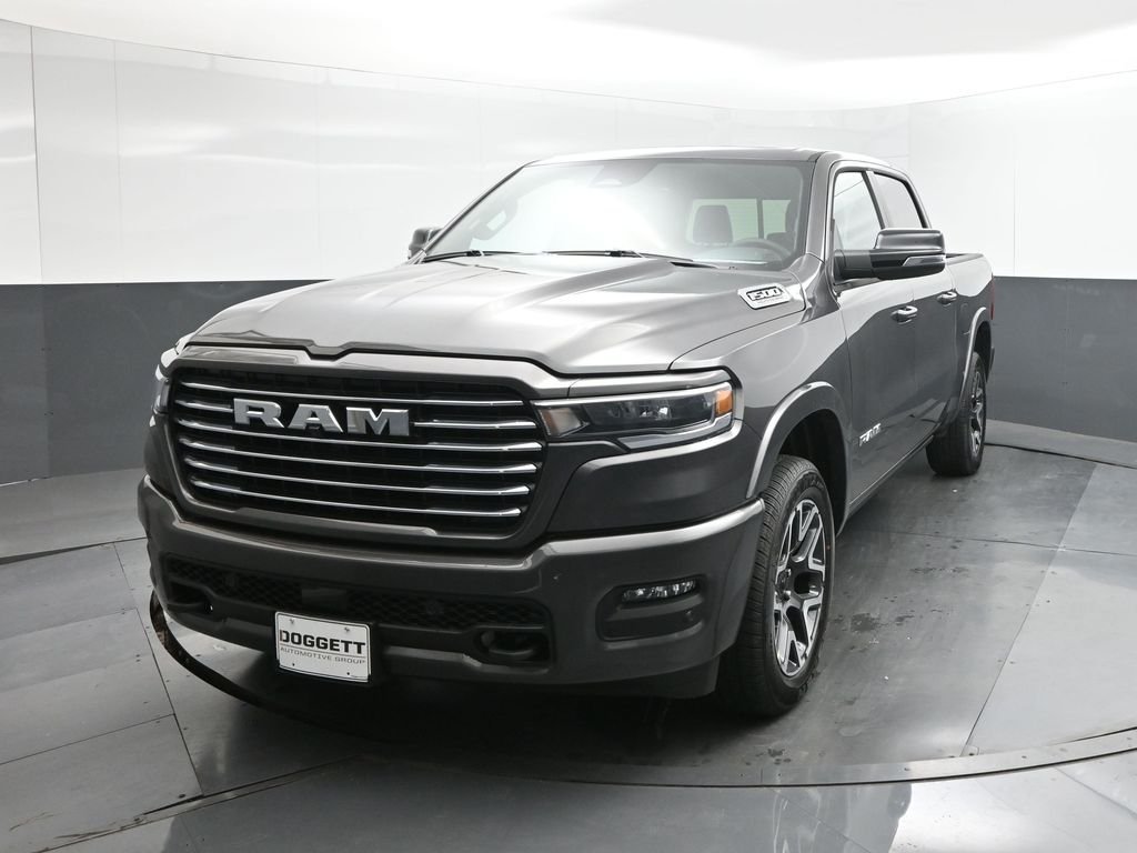 New 2026 Granite Crystal Metallic Clear-Coat Exterior Paint RAM Laramie image 30