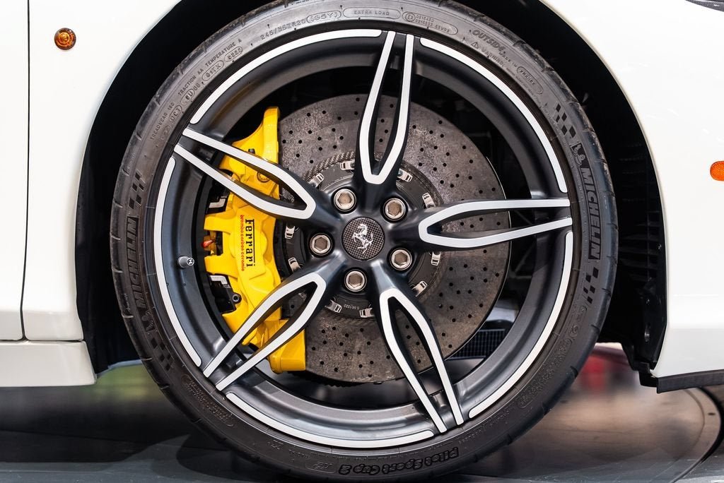 Certified Used 2015 Bianco Avus Ferrari Speciale Aperta image 15