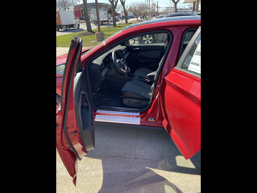 New 2026 Kings Red Metallic w/ Deep Black Roof Volkswagen Autobahn image 7