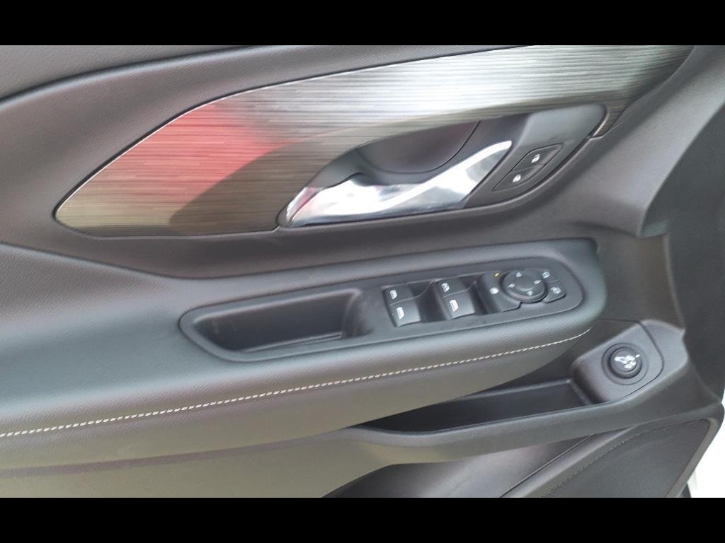 Certified Used 2024 Summit White GMC SLE image 7