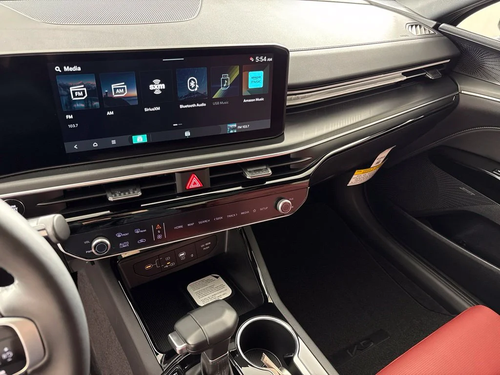 New 2027 Aurora Black Pearl Kia GT-Line image 32