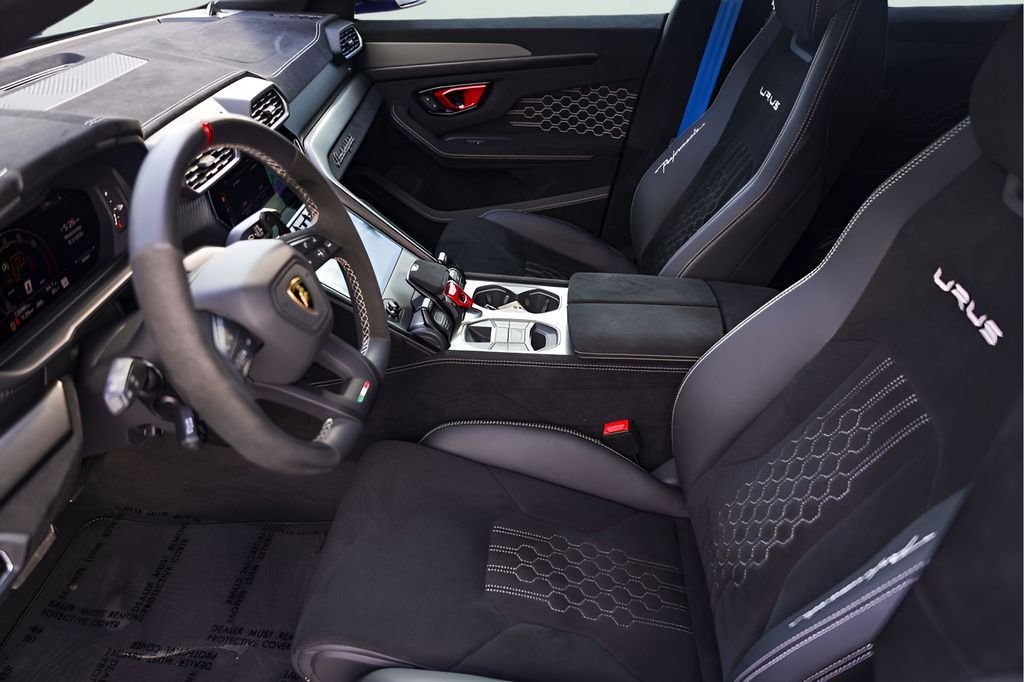 Used 2024 Blue Lamborghini Performante image 14