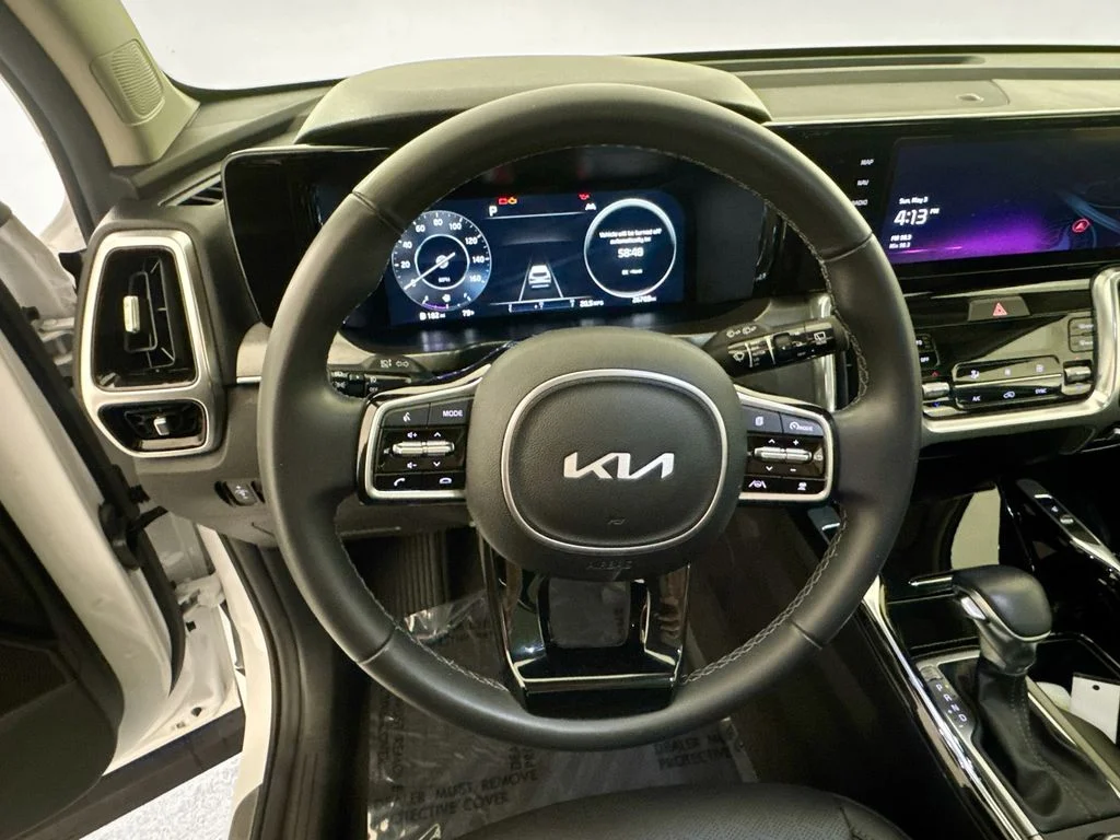 Used 2023 White Kia SX image 11