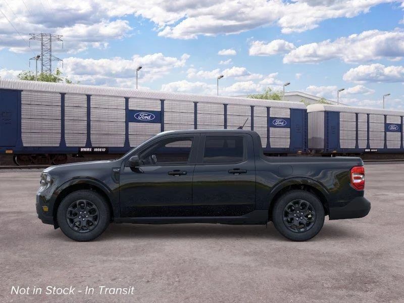 New 2026 Shadow Black Ford XLT image 3