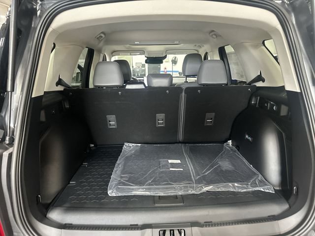 New 2026 Carbonized Gray Metallic Ford Badlands® image 26