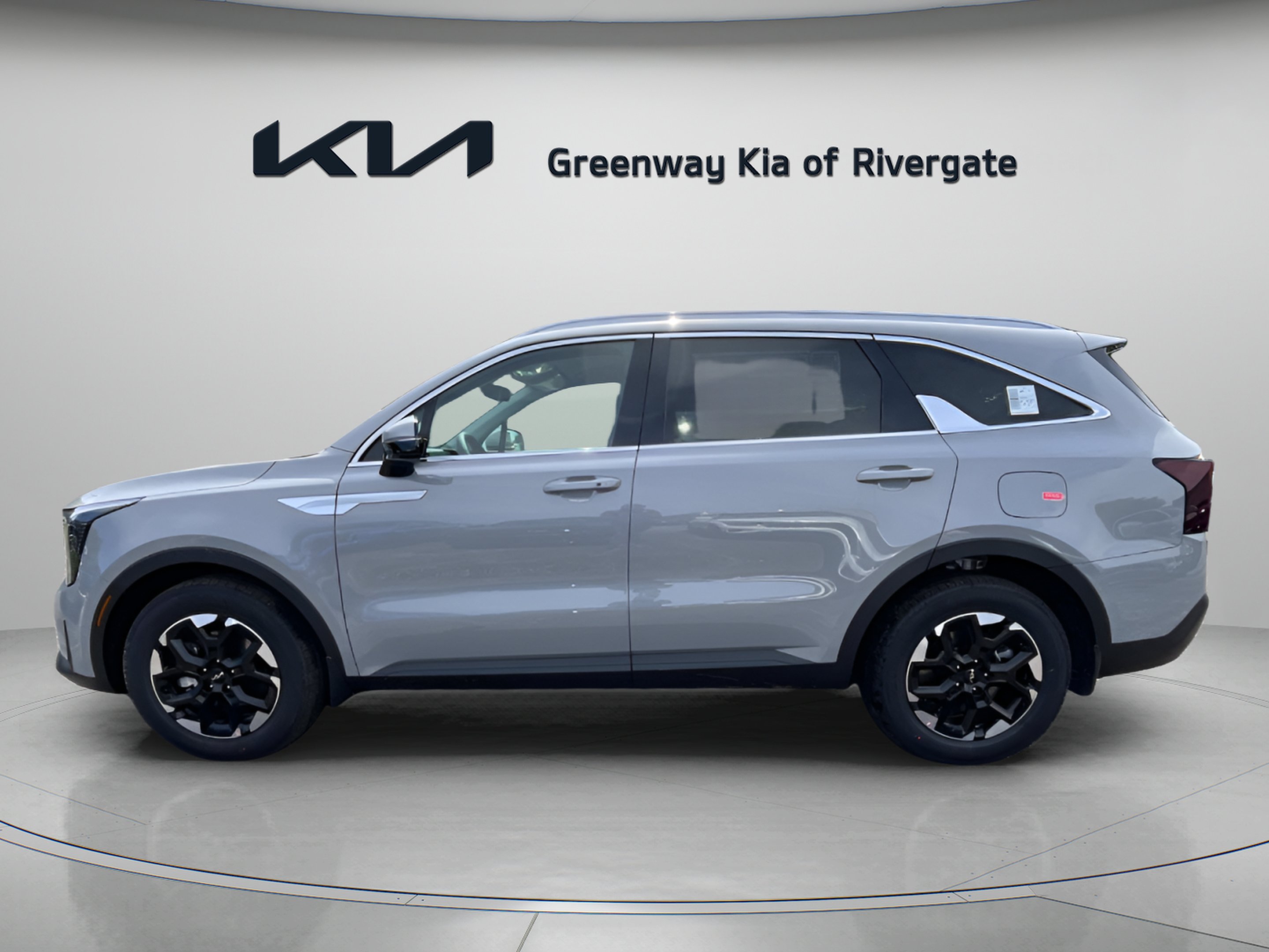New 2026 Wolf Gray Kia S image 4