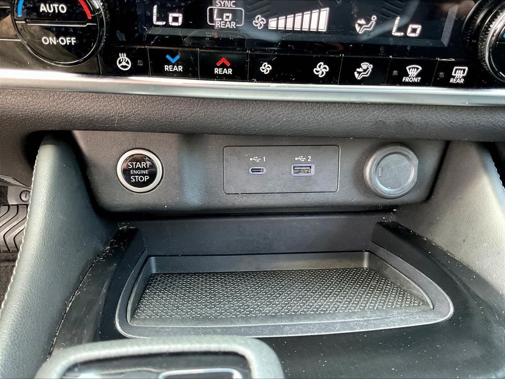 Used 2023 Black Nissan SL image 18