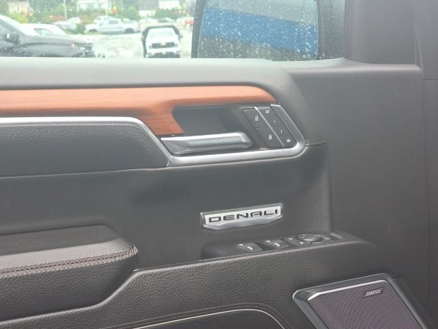 Used 2023 Black GMC Denali image 21