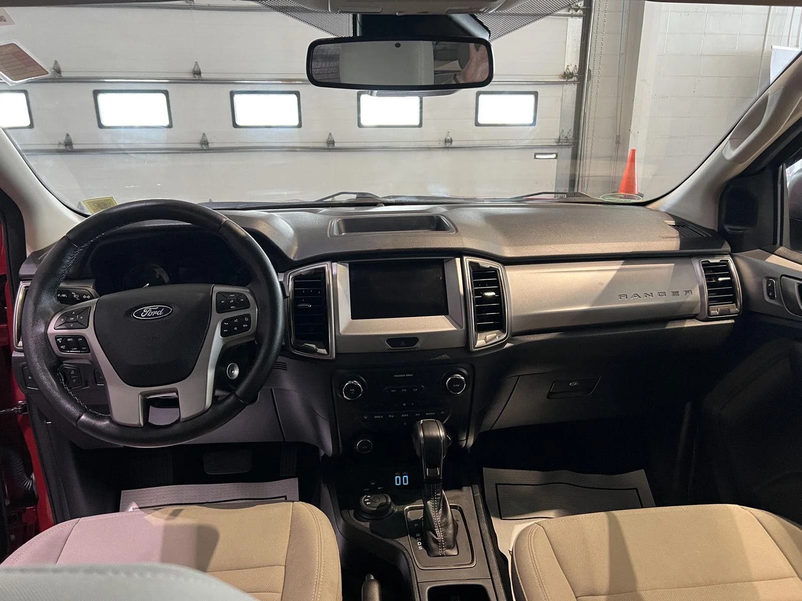 Used 2021 Rd Ford XL image 12