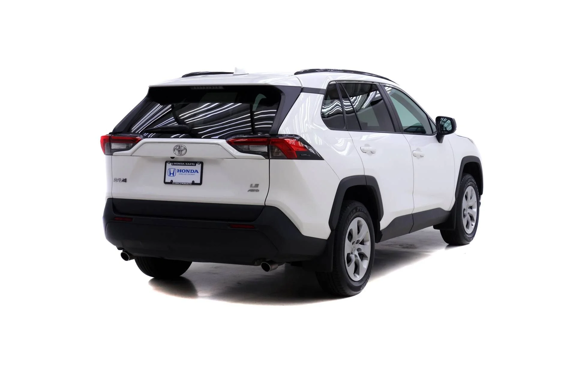 Used 2021 Super White Toyota LE image 2