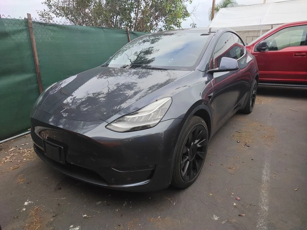 Used 2022  Tesla Long Range image 17