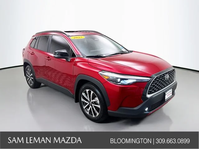 2025 Toyota Corolla Cross XLE