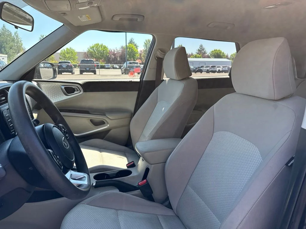 Used 2021 Cherry Black Kia LX image 7